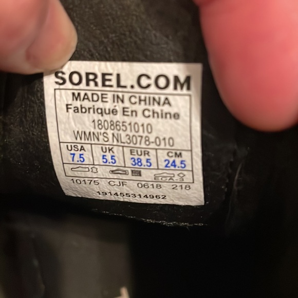 Sorel womens all weather boots 7.5 black Chelsea - Picture 6 of 7